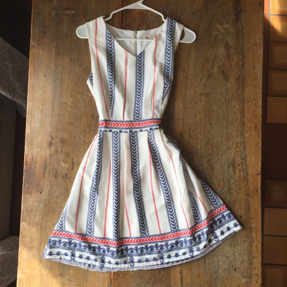 NWOT Yumi lined viscose dress